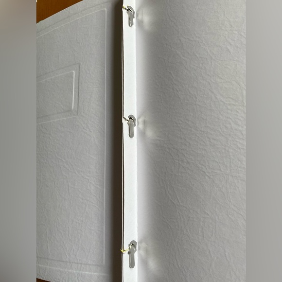 Duotangs & Ruled Refill Paper-New - Picture 2 of 4